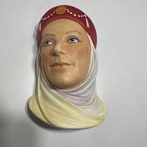 Chalkware Maid Marian Head by Legend‎ Products 1988 Made in England